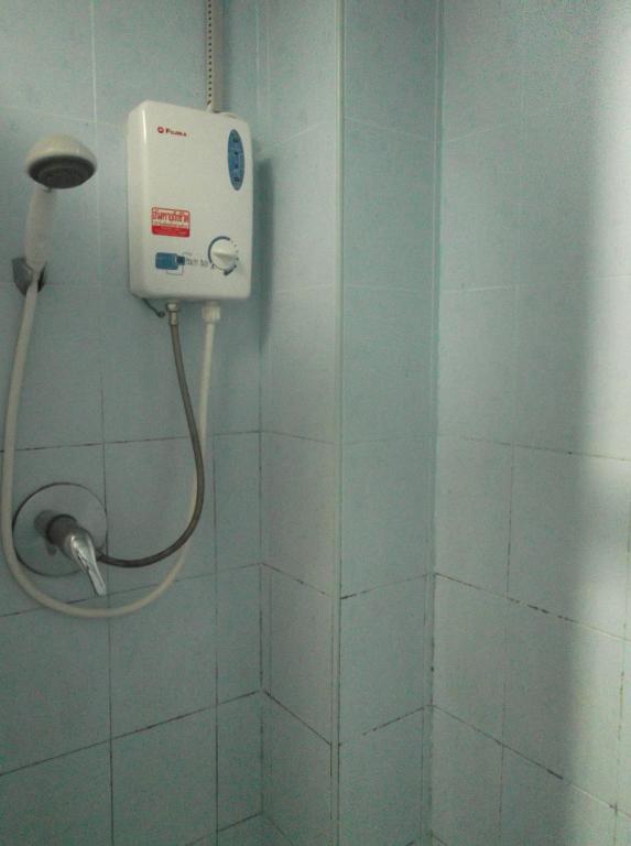 Tapee Hotel Surat Thani Phòng bức ảnh