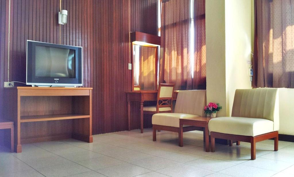 Tapee Hotel Surat Thani Ngoại thất bức ảnh